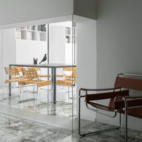 2 B0036924 ingresso ufficio arredo su misura sedia wassilly